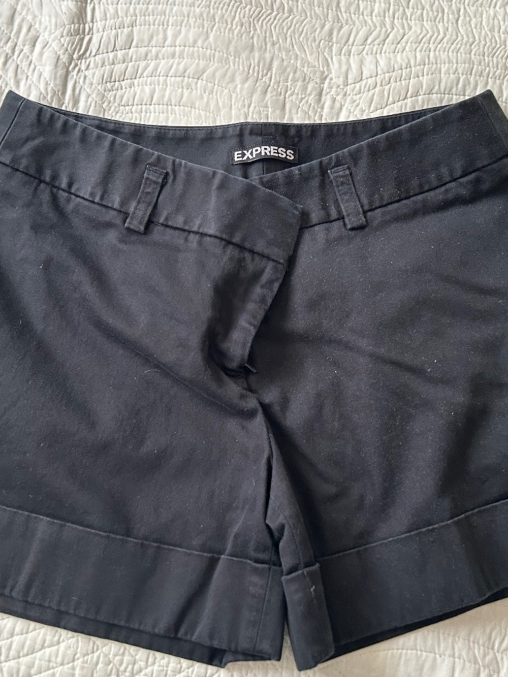 Express Women’s Black cuffed shorts size 2